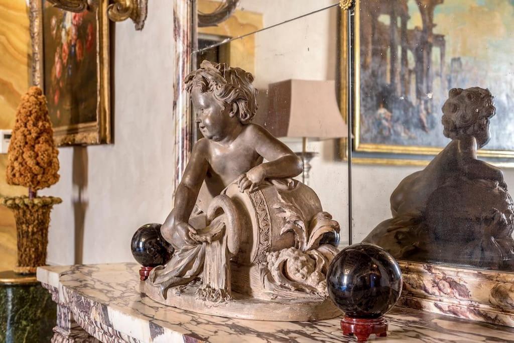 Piazza Navona Historical Palace Rome Exterior photo